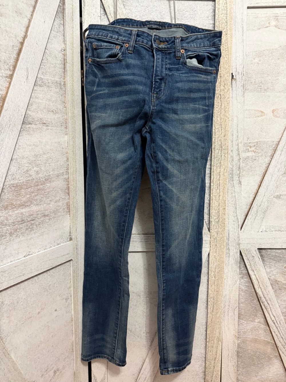 Aeropostale Men's Dark Blue Washed Skinny Jeans